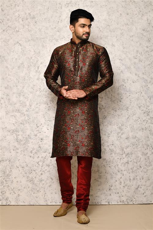 https://media.vinhemfashion.com/Images/RajsahiVol5BVLS4743SG7UA9OCI/image/designer
